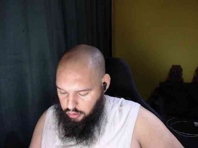 guessswho24