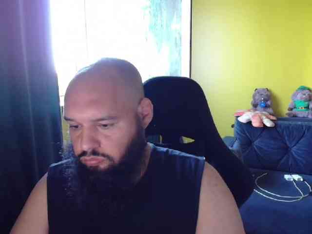GuesssWho24