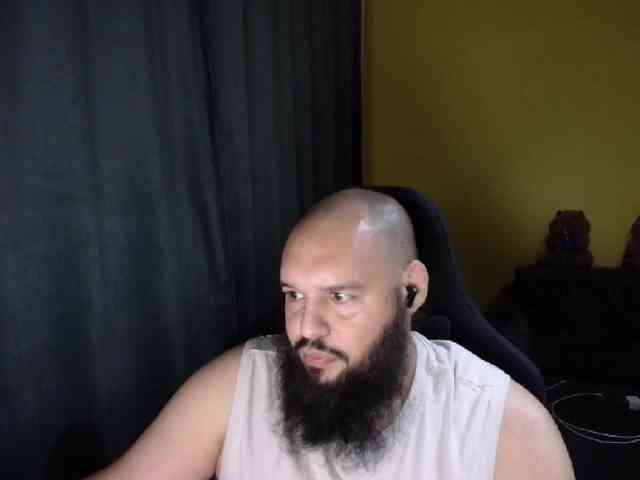 GuesssWho24