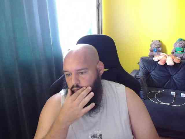 guessswho24