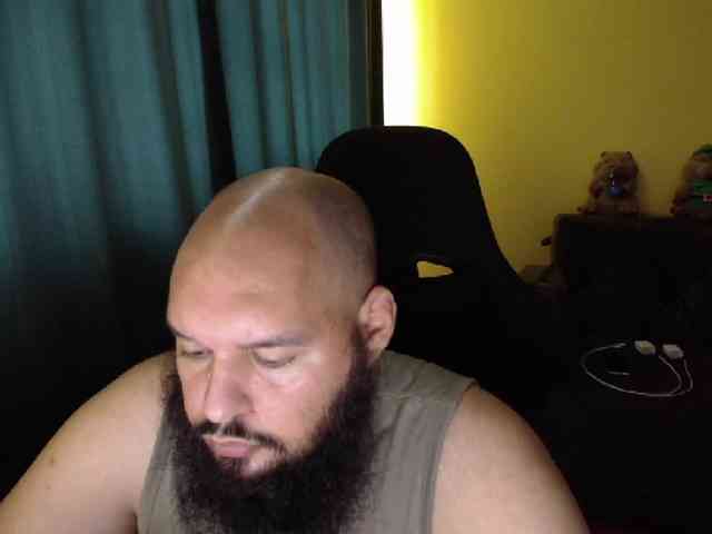 GuesssWho24