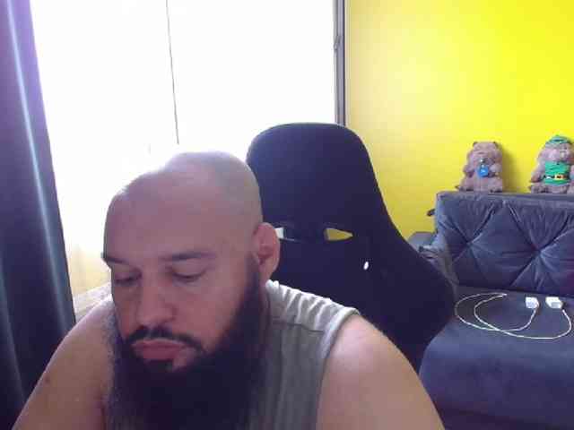 guessswho24