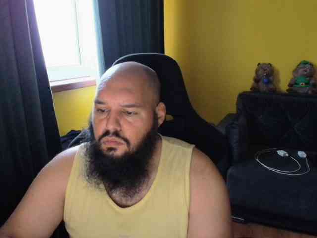 GuesssWho24
