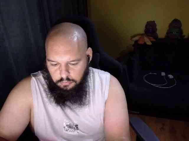 GuesssWho24