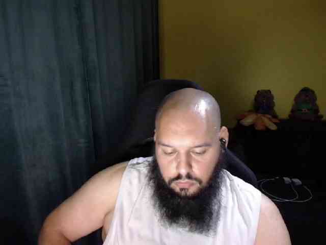 GuesssWho24