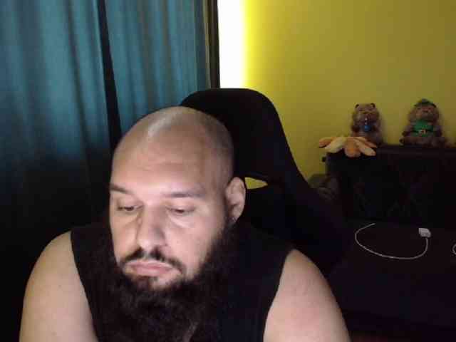 GuesssWho24