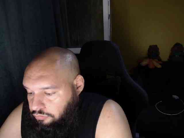 GuesssWho24