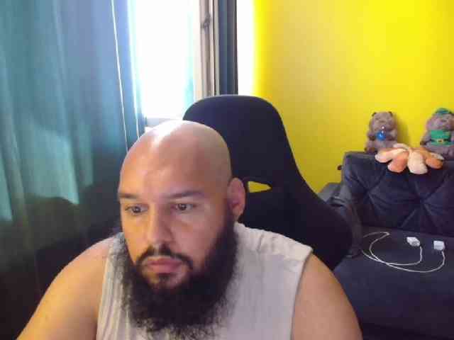 guessswho24