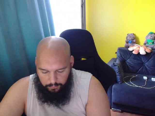 guessswho24