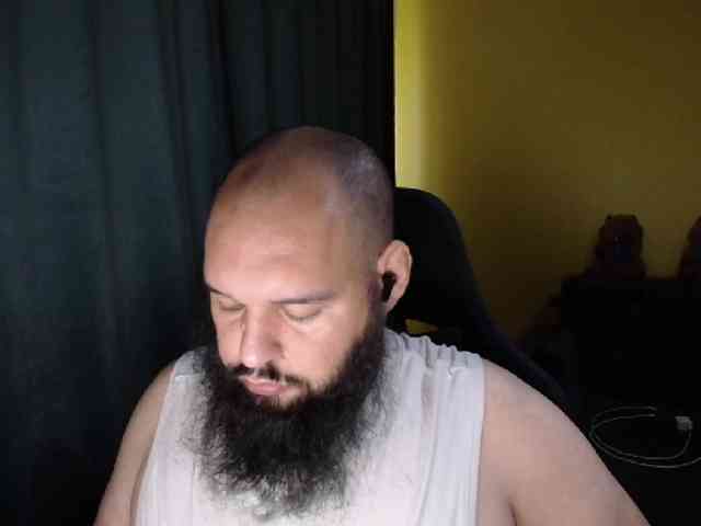 guessswho24