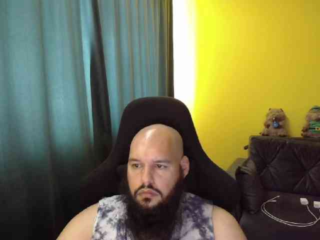 GuesssWho24