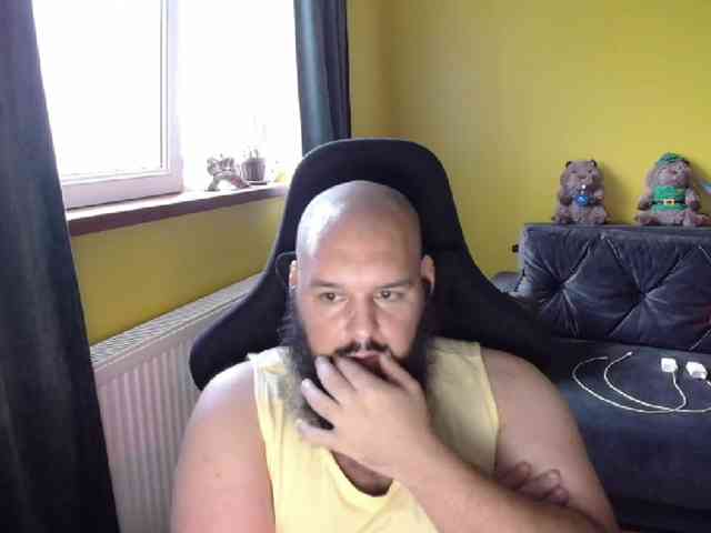 guessswho24
