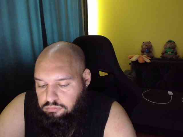 GuesssWho24