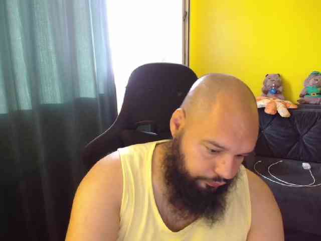 GuesssWho24