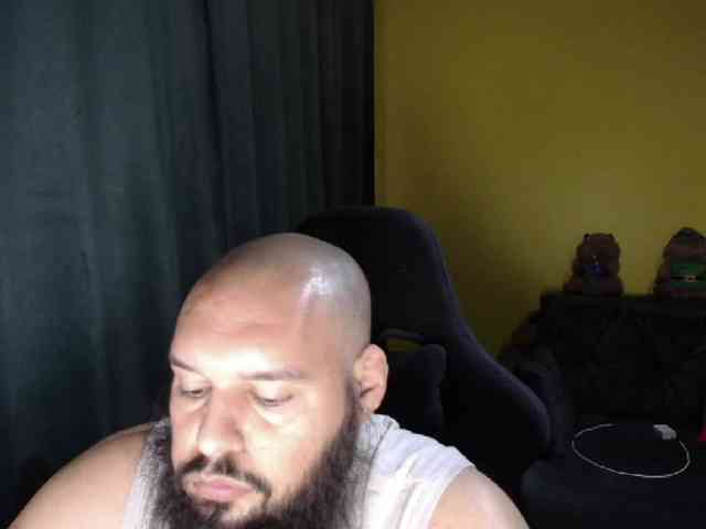GuesssWho24