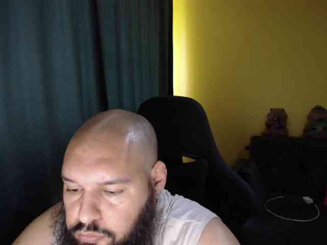 GuesssWho24