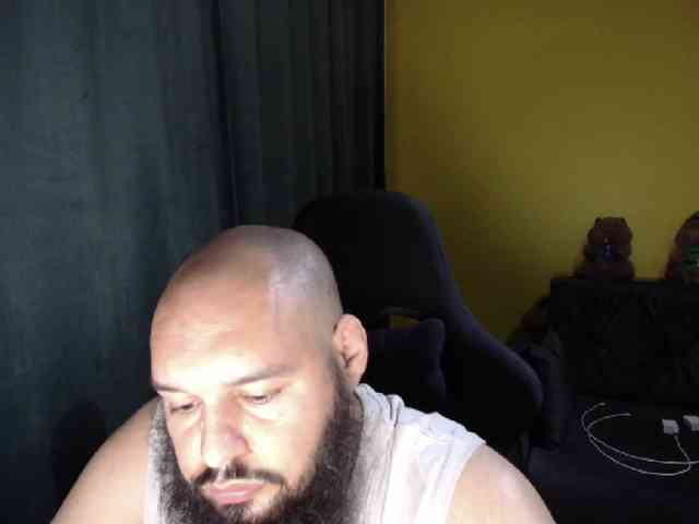 guessswho24