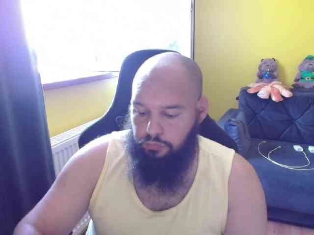 guessswho24
