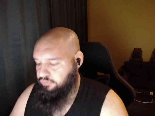 GuesssWho24