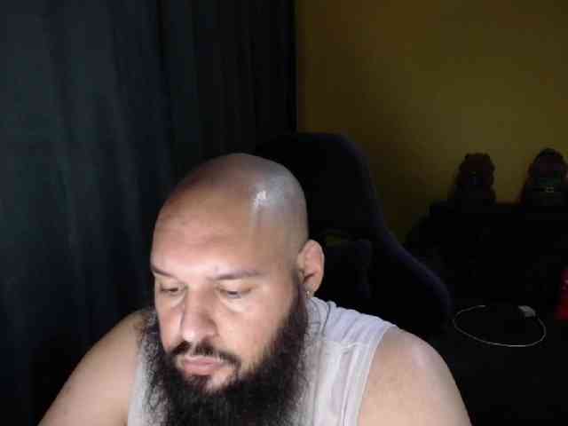 GuesssWho24