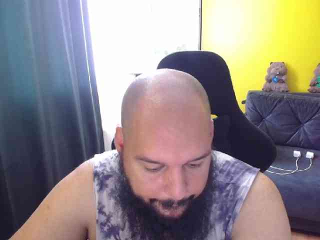 guessswho24