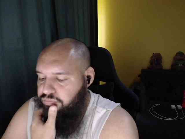 GuesssWho24