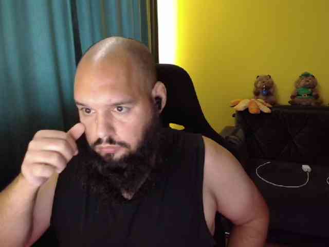 GuesssWho24