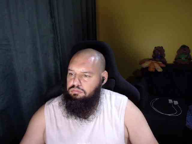GuesssWho24