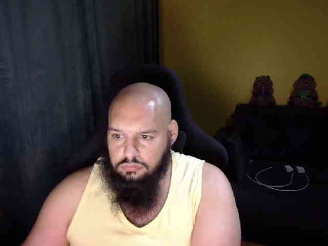 guessswho24