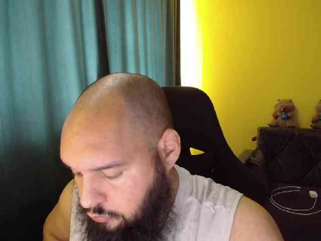 guessswho24