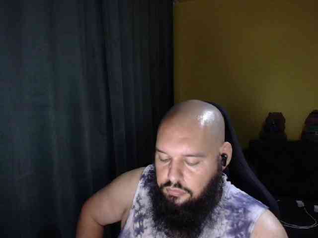 GuesssWho24