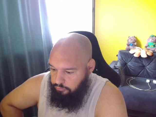 guessswho24