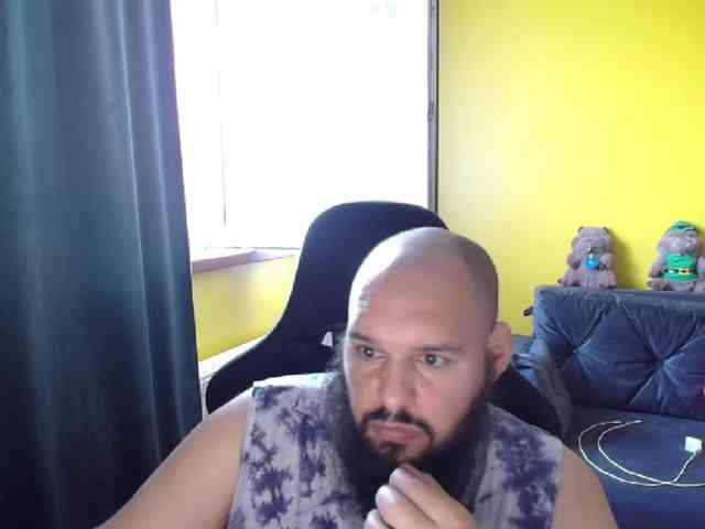 guessswho24