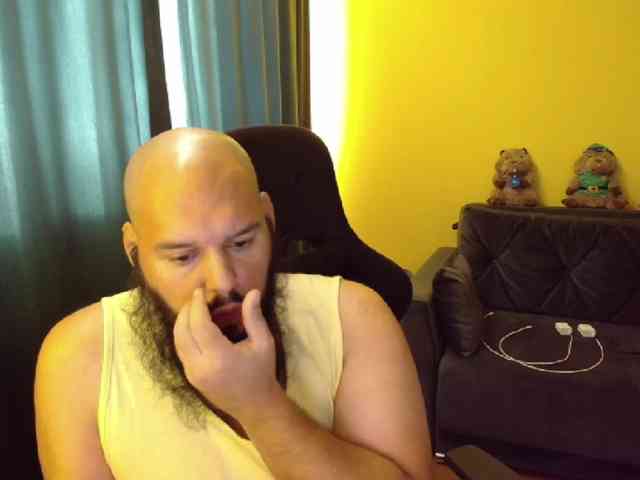 GuesssWho24