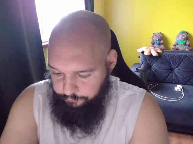 GuesssWho24