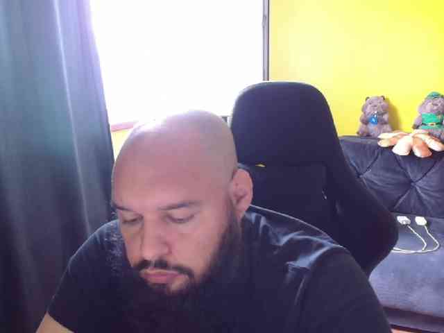 guessswho24