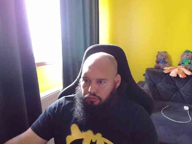 GuesssWho24
