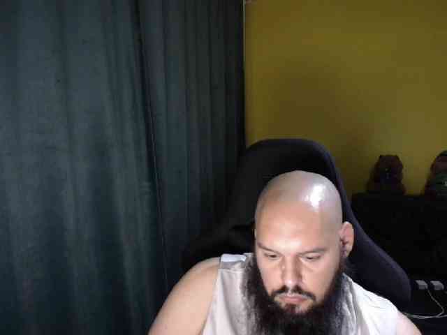 guessswho24