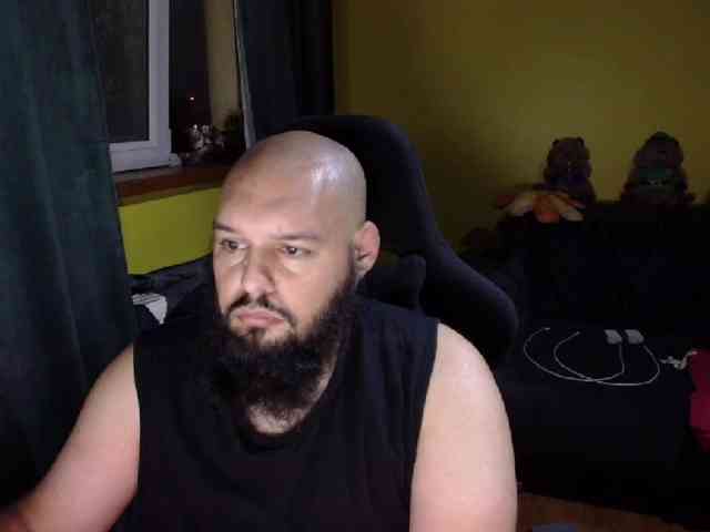 GuesssWho24