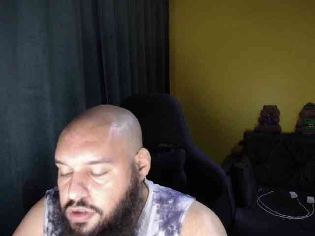 GuesssWho24