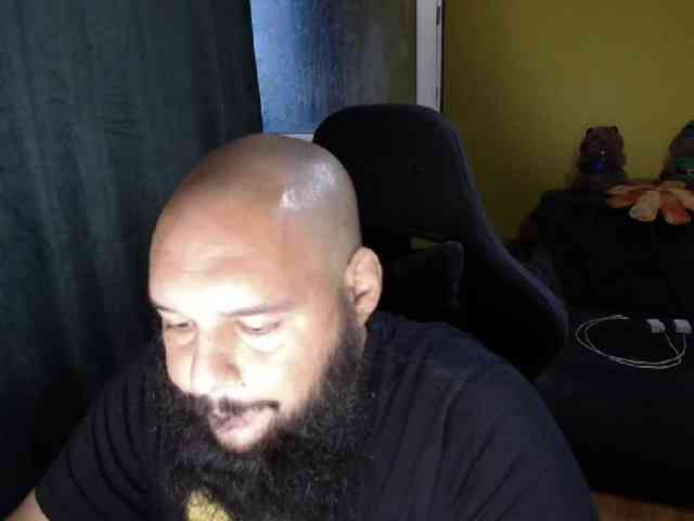 guessswho24