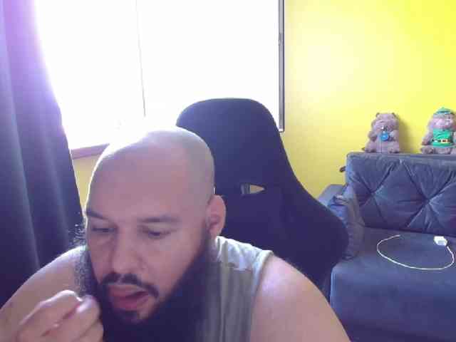 guessswho24
