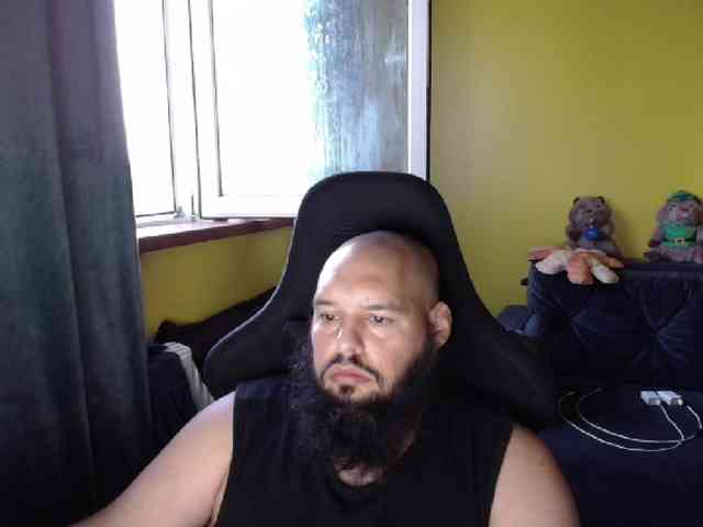 GuesssWho24
