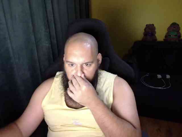 GuesssWho24