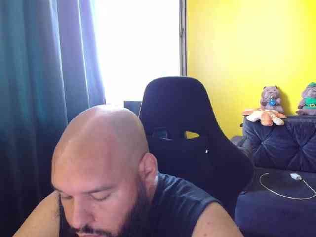 GuesssWho24