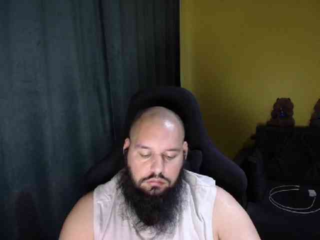 GuesssWho24