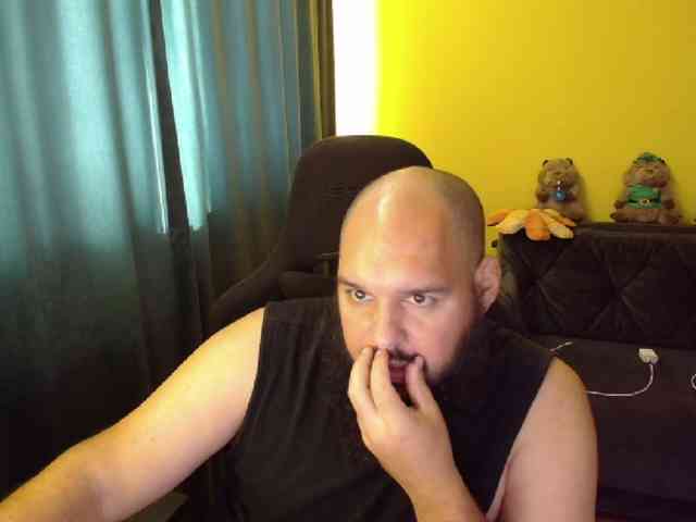 GuesssWho24