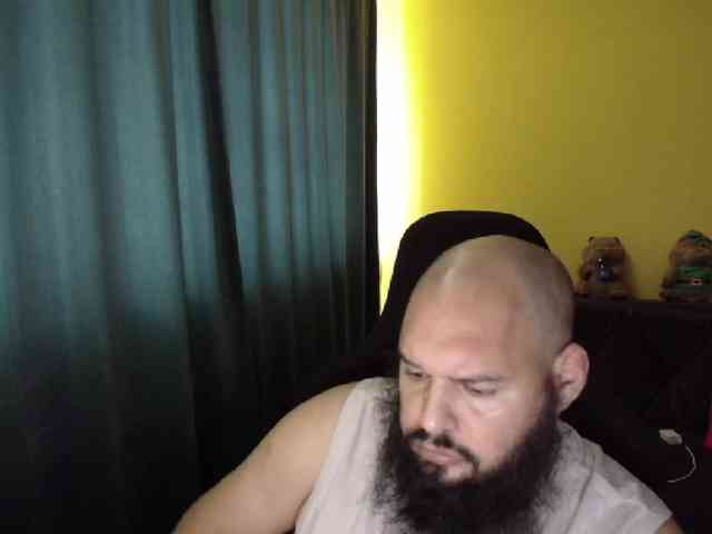 GuesssWho24