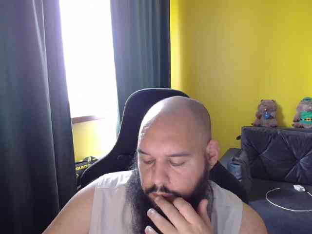 guessswho24