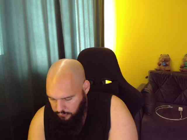 guessswho24